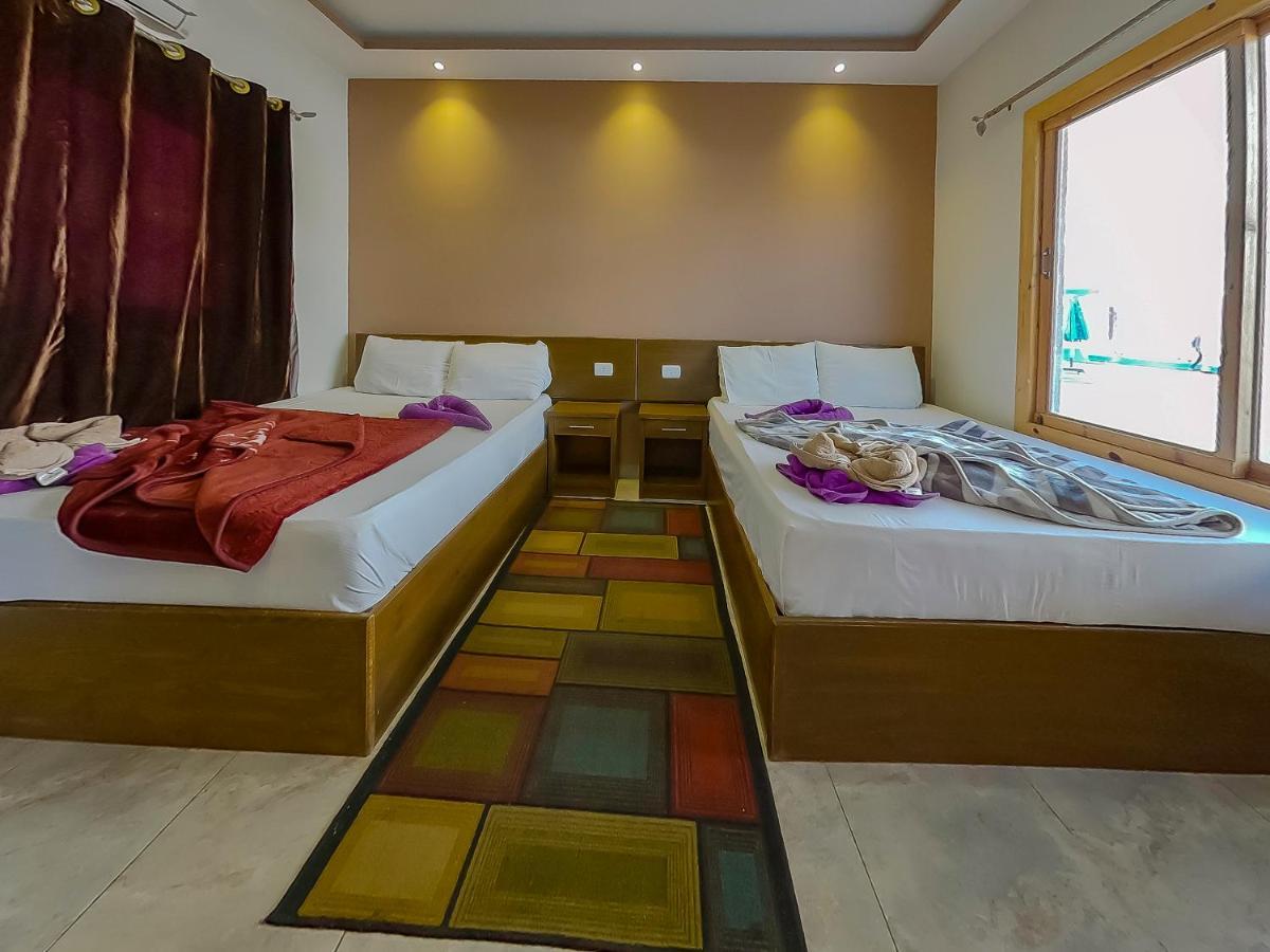Seaview Hotel Dahab Esterno foto