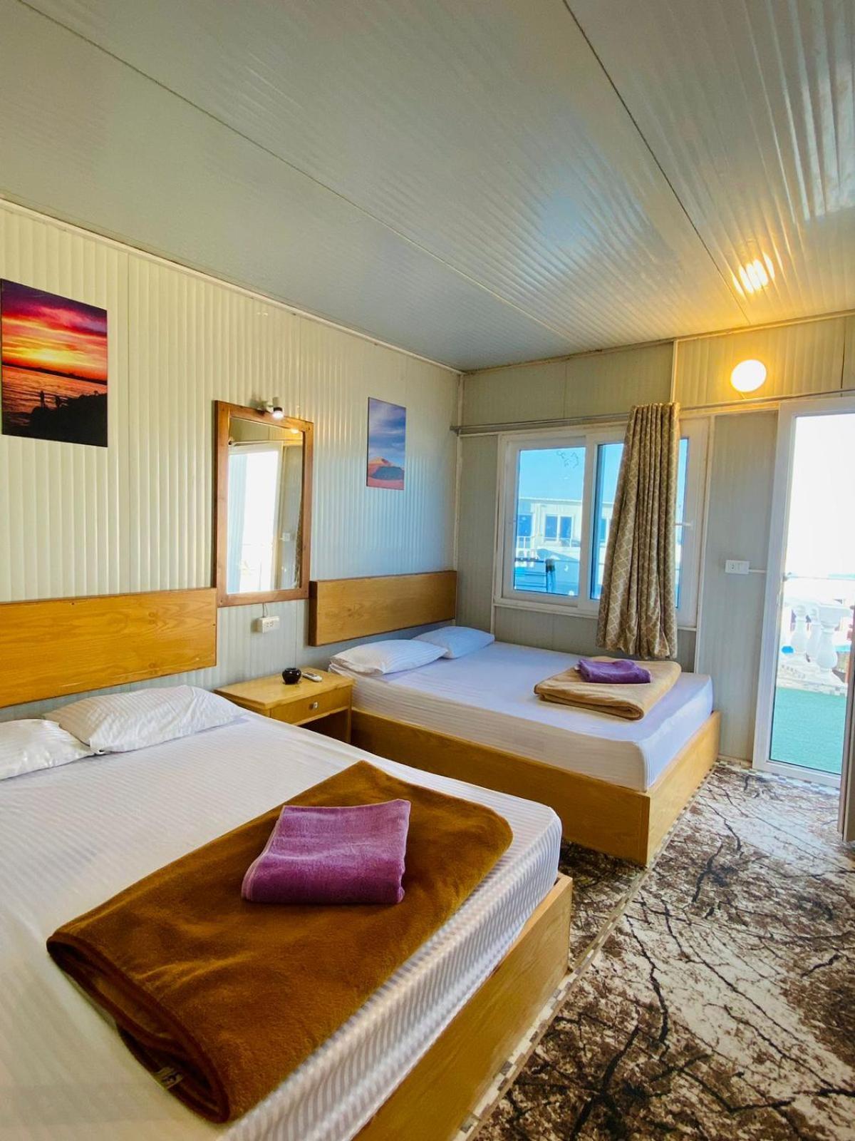 Seaview Hotel Dahab Esterno foto